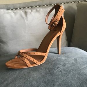 Women’s sandals